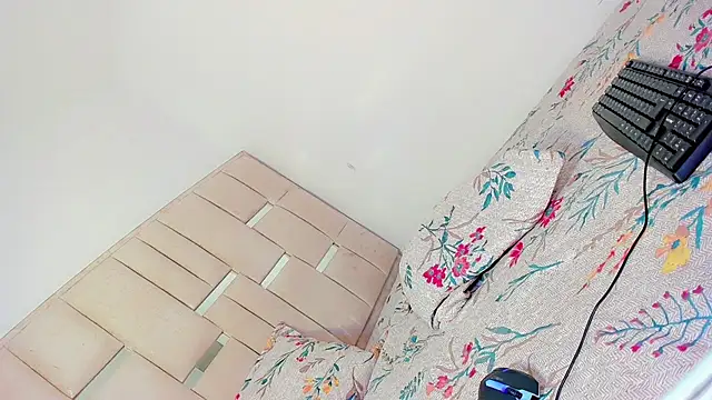 Hilary_tsx's Live XXX Chat