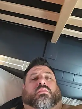 Roddog18 Chat XXX in diretta