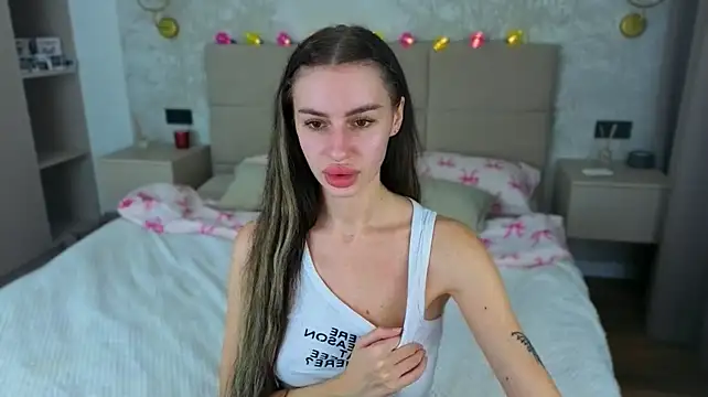 Snow_WhiteeeX Adlı Modelin Canlı XXX Sohbeti