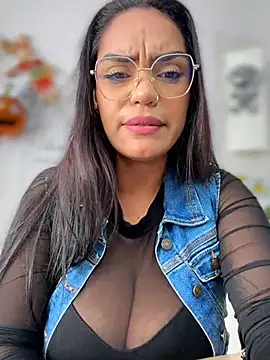 Sara-77 – Naživo XXX chat