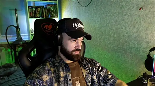 _Serious_Man Chat XXX live