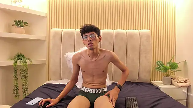 Ethan_Kay Live XXX-chat
