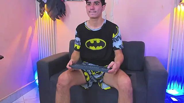 Živý XXX chat alejo_hadders