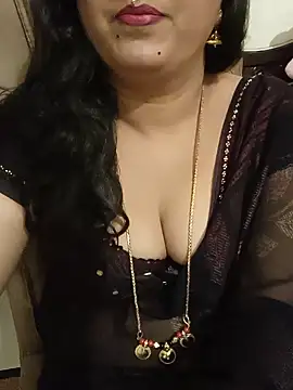 แชท XXX สดของ Urmila_kannada_telugu