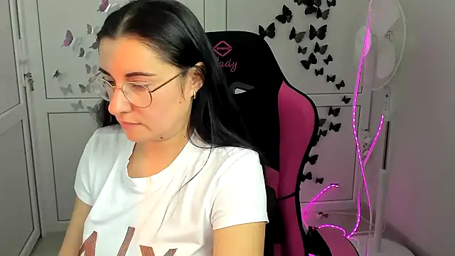 Chat +18 de ChloeVibee ao vivo