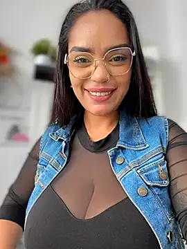 Sara-77 라이브 XXX 채팅