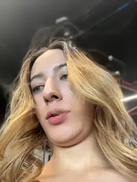 kloe__t18's Live XXX Chat