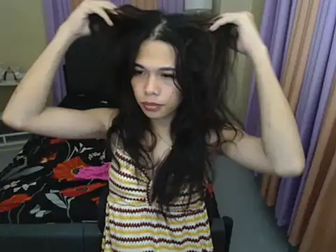 XxHolyhole69 Chat XXX in diretta