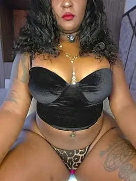צ'אט XXX בשידור חי של Denise_wolfe21