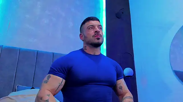 XXX chat uživo modela dennis__coxx