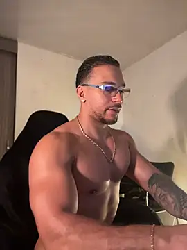 FreszXn Live XXX chat