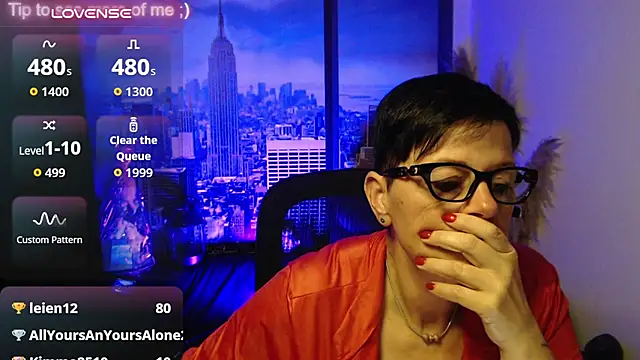 ninarandmann's Live XXX Chat