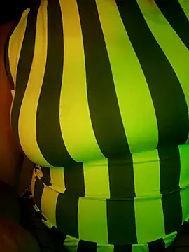 ApAfterDark's Live XXX Chat