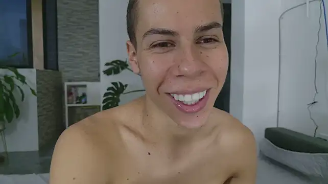 XXX chat uživo modela grey___27