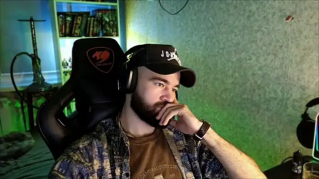 Živý XXX chat _Serious_Man