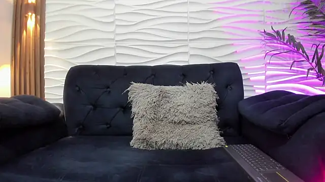 Pavo_tv's Live XXX Chat