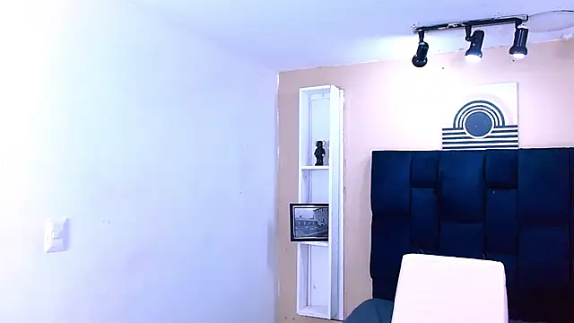 دردشة GoldenBoy_23 الجنسية المباشرة