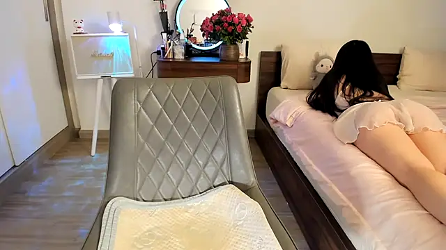 JangMiHee Chat XXX in diretta