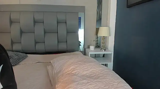 دردشة Charlie___Musk الجنسية المباشرة