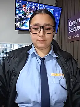 Cute_Penelope Adlı Modelin Canlı XXX Sohbeti