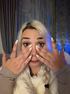 Monageil Live XXX Chat