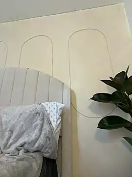 XXX chat uživo modela karolvegaa
