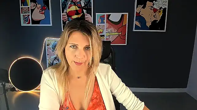 NicoleHitman Live XXX-Chat