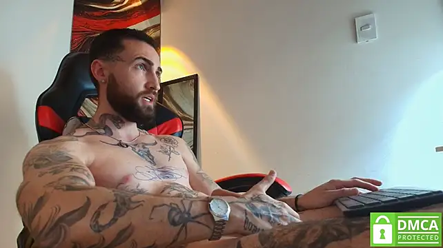 Luke_davis01 Adlı Modelin Canlı XXX Sohbeti
