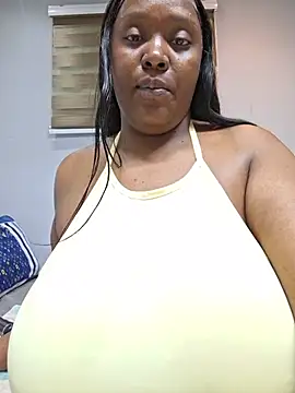 Thasha8 – Live XXX-chat