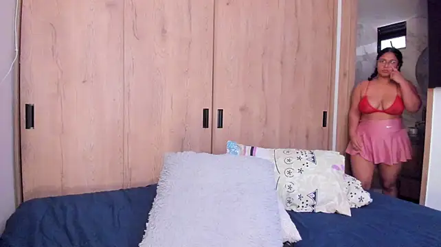 Vickyy30_ Live XXX-Chat
