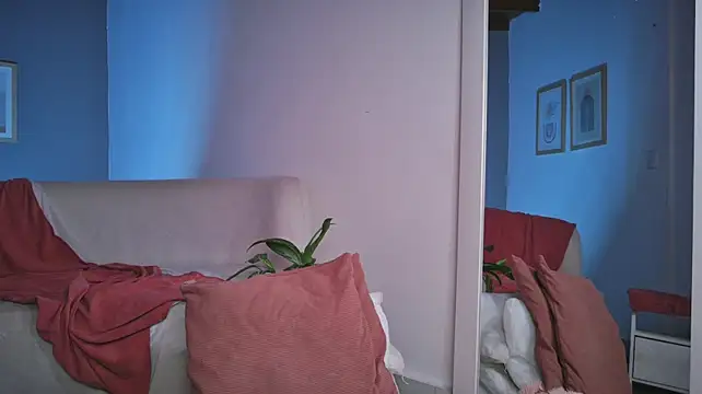 SalomeStorm_ Adlı Modelin Canlı XXX Sohbeti