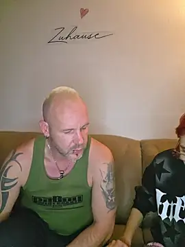 Badbitch_German_Badass' Live XXX Chat