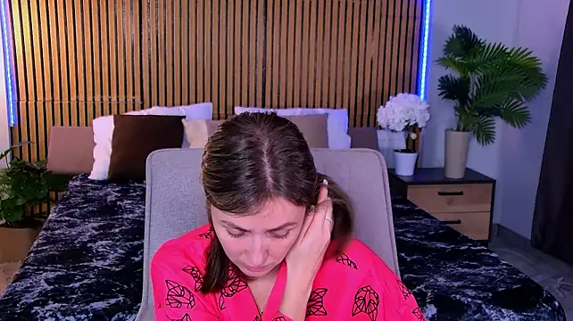 EmeraldGlow Live XXX-Chat