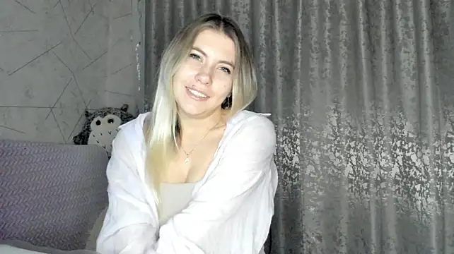 Živý XXX chat KatieLesco