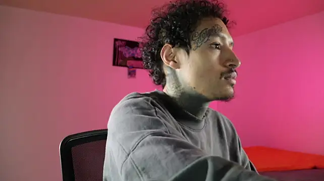 Sembang XXX Secara Langsung trieone