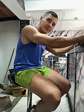 Živý XXX chat Paul22cm-