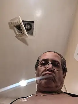 bobby69cock XXX чат на живо
