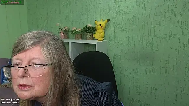 Chat +18 de Pippa_Pebble ao vivo