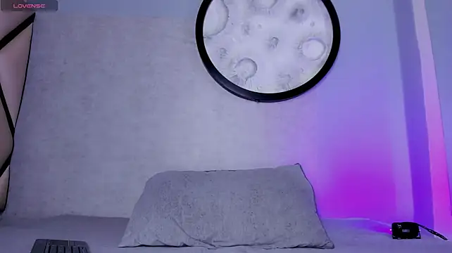 isaack_grant élő XXX-chatje