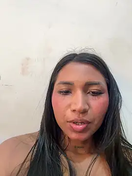 Živý XXX chat Barbiebrunette_