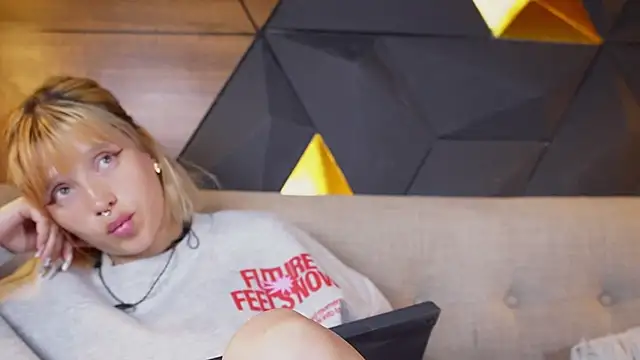 Živý XXX chat ly_lulu
