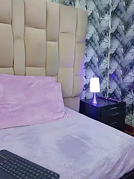 XXX chat uživo modela Tammi_hell