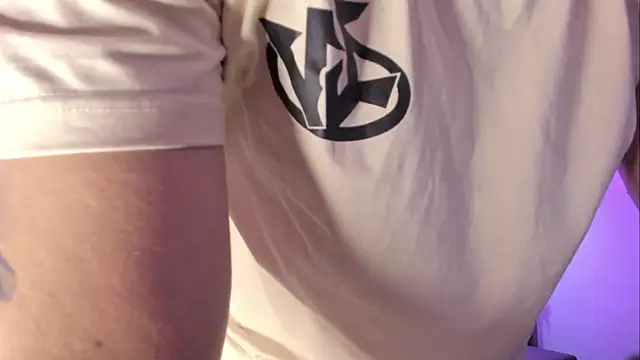 Chat +18 de Giordano_Russo ao vivo