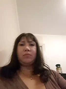 Chat +18 de SERAFIMA79 ao vivo