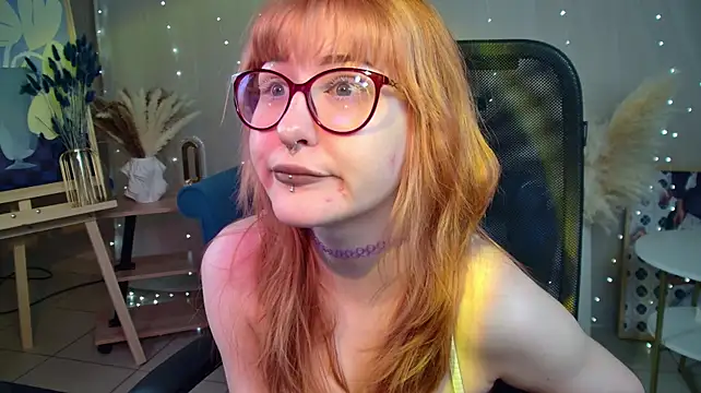 lanafitch Adlı Modelin Canlı XXX Sohbeti