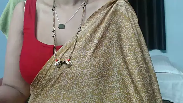 Chat XXX en directo de sunitha-3