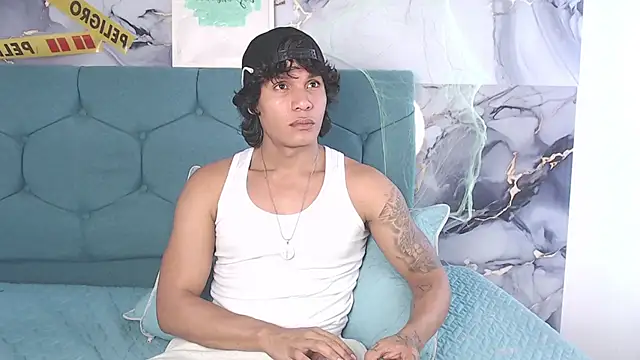 MaximilianRoth XXX чат на живо