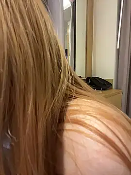 Živý XXX chat hellosalmon