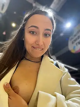 ICrazyOneIRL – Naživo XXX chat