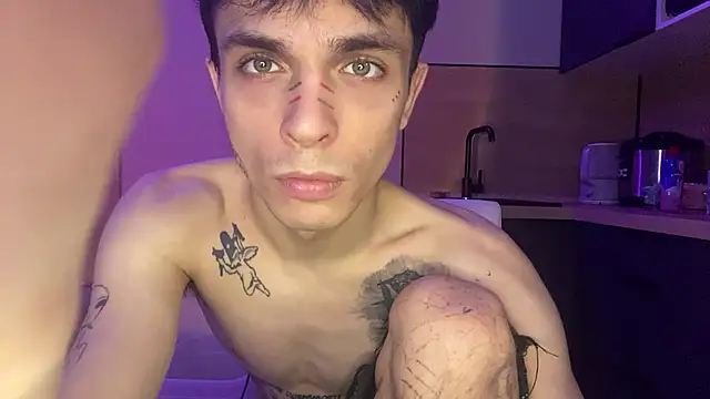 Czat XXX na żywo – Clark_Day